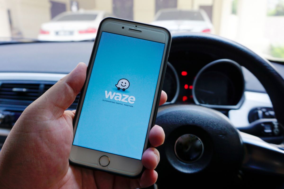 Latest Program: Waze hadirkan fitur yang bisa tampilkan lampu lalu lintas