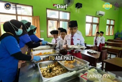 BGN uji coba MBG prasmanan di sejumlah sekolah guna perbaiki kualitas