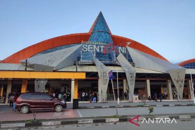 Kemenhub pantau dampak karhutla terhadap 16 bandara di Papua