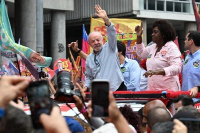 Kampanye kubu Presiden Brasil Luiz Inacio Lula da Silva minta pengadilan pemilu tertinggi Brasil selidiki penangguhan layanan konsuler AS