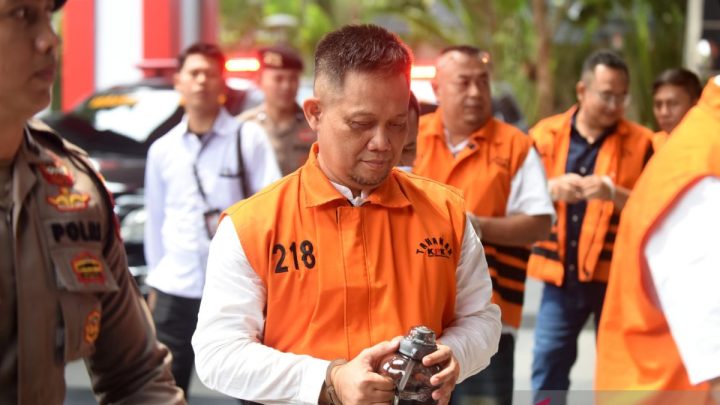 KPK panggil Direktur Keuangan Summarecon dan enam saksi kasus ATR/BPN