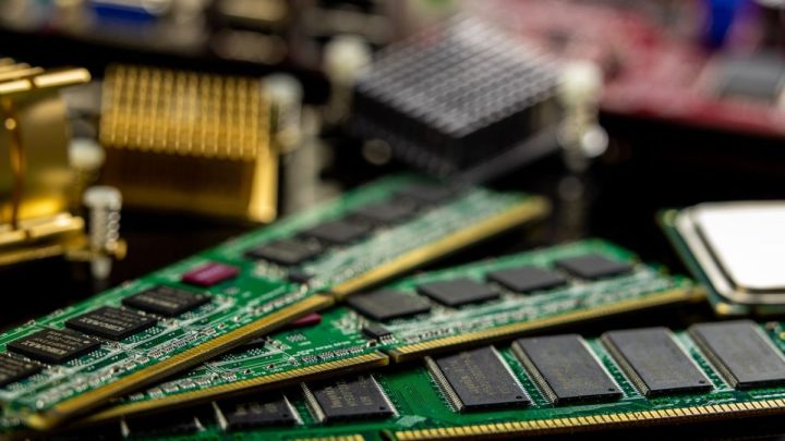 Produsen ponsel mulai gunakan chip memori bekas untuk atasi kelangkaan