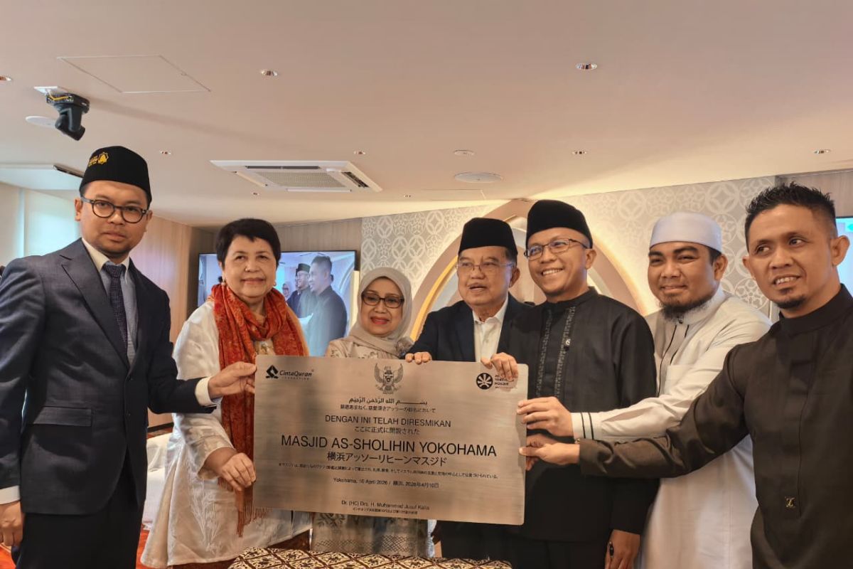 Jusuf Kalla resmikan masjid di Yokohama perkuat peran umat