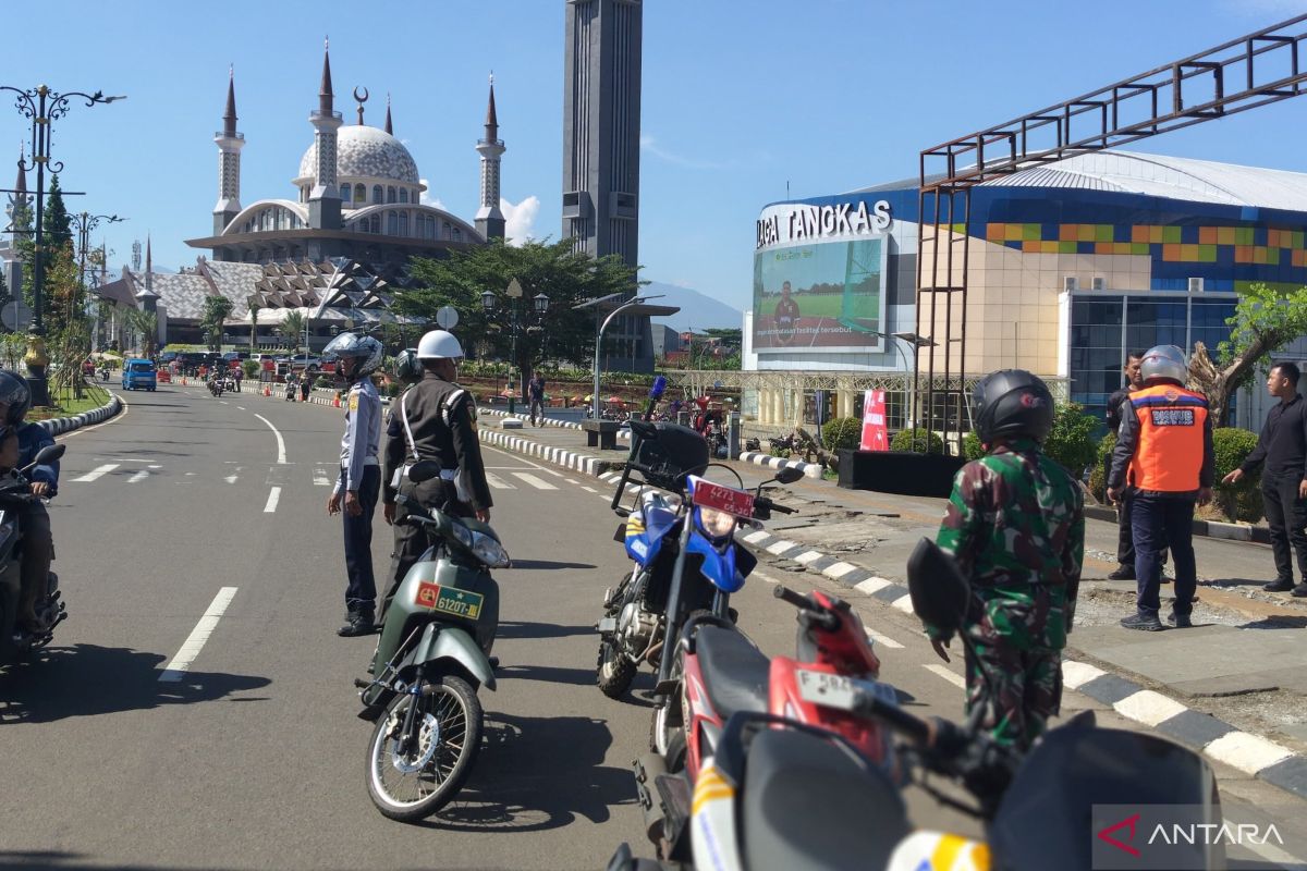 Pembahasan Penting: Pemkab Bogor: Penertiban parkir liar di Pakansari efektif turunkan pelanggaran