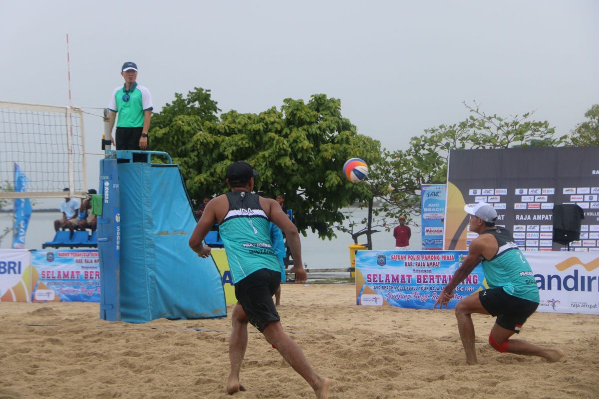 Bintang/Sofyan ke perebutan peringkat ketiga AVC Beach Tour Raja Ampat