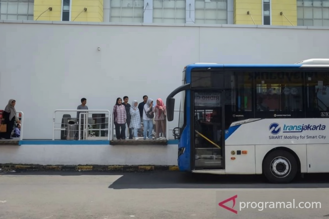 Menghadapi Tantangan: Ini angkutan umum menuju lokasi Lebaran Betawi 2026