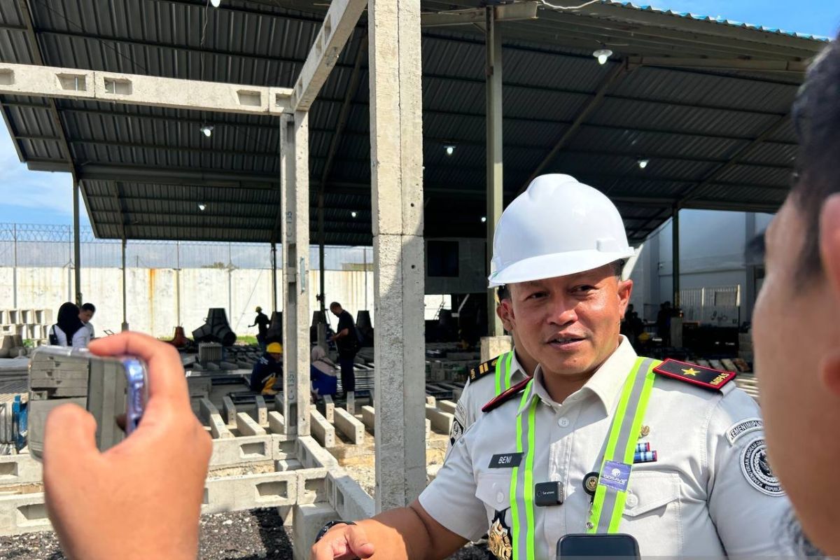 Latest Program: Lapas Tangerang produksi bahan konstruksi bernilai ekonomi