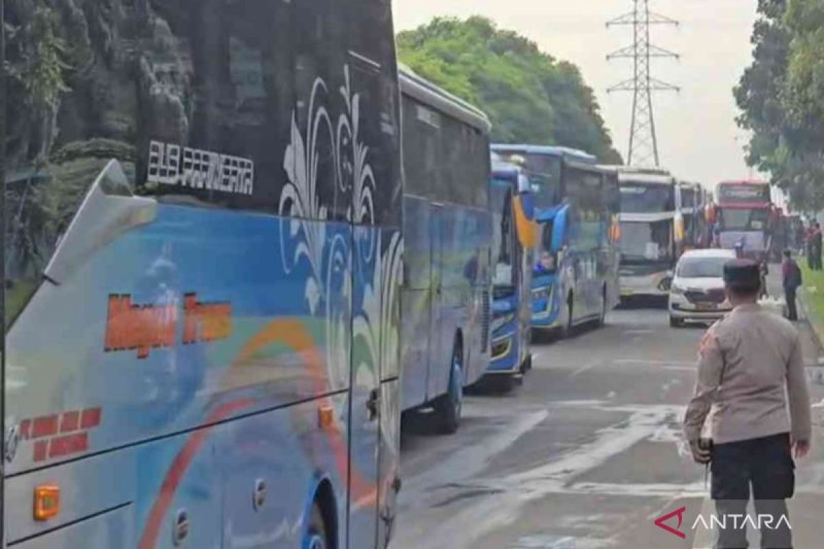 Special Plan: 18.860 buruh Cikarang bergabung di Monas peringati May Day