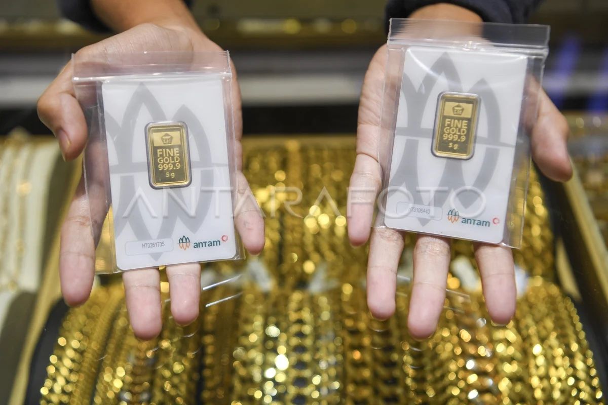 Jumat pagi emas Antam turun tipis Rp1.000 jadi Rp2,839 juta per gram
