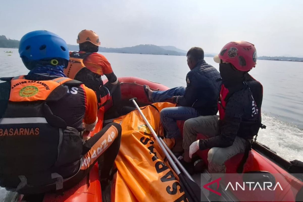 Key Issue: Petugas temukan jasad pekerja kolam hilang tenggelam di Waduk Jangari