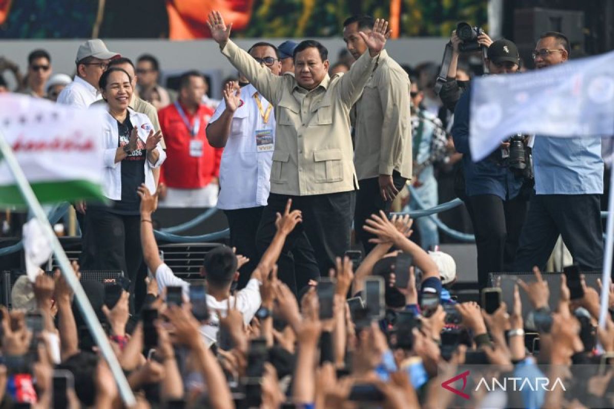 New Policy: Presiden targetkan tertibkan 8 juta ha kebun-tambang ilegal pada 2026