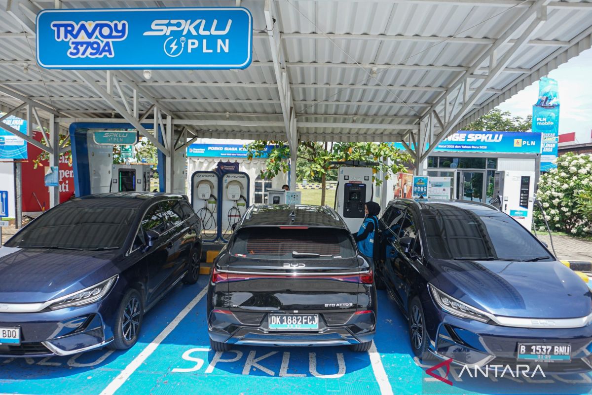New Policy: Purbaya siapkan insentif mobil listrik berupa PPN DTP 40-100 persen