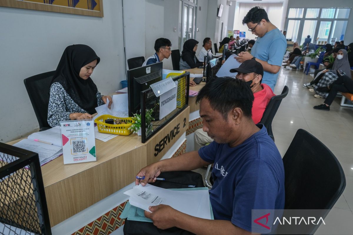 Latest Program: Ekonom: WFH ASN jadi strategi konsolidasi belanja fiskal