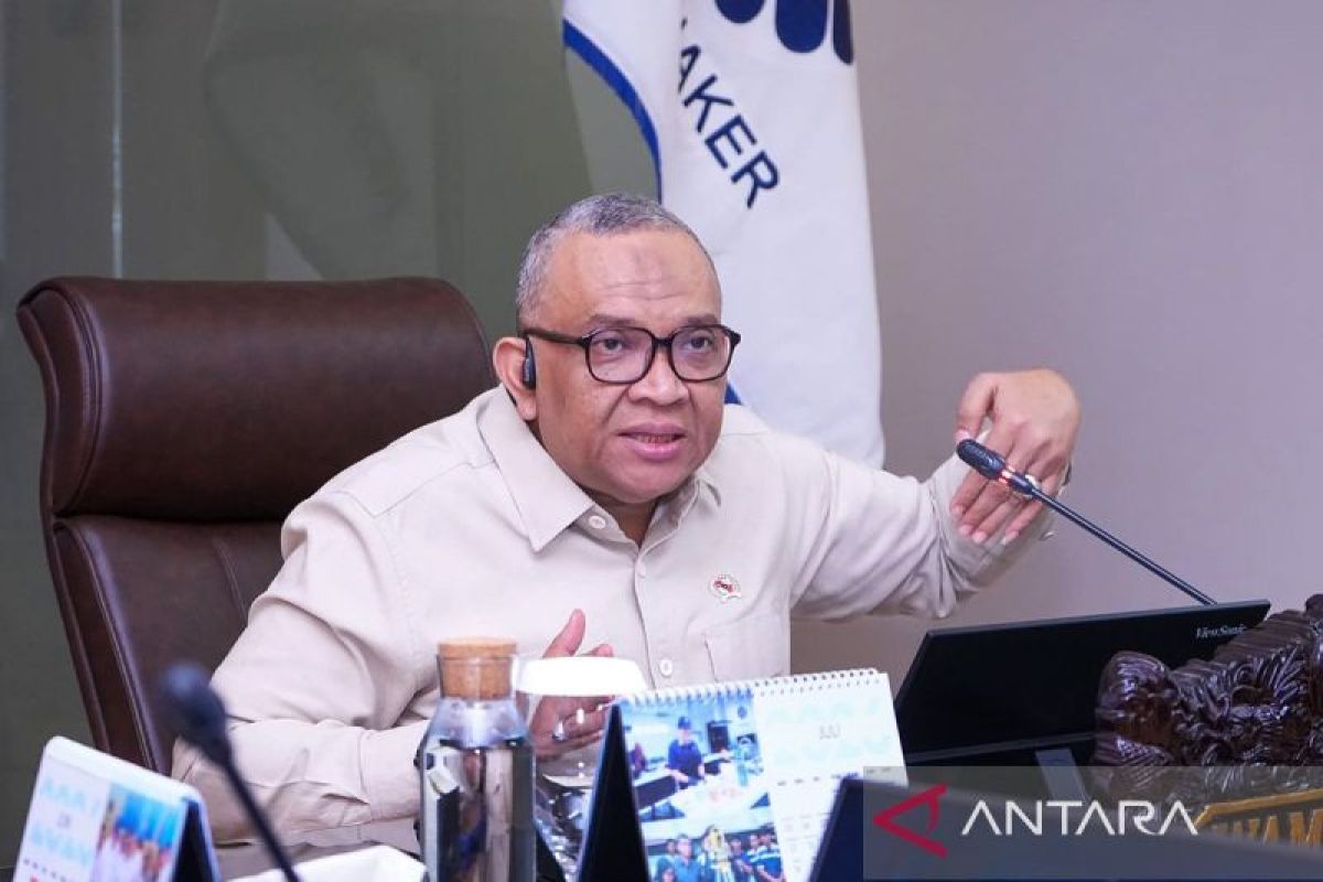 Main Agenda: Wamenaker: Serikat pekerja harus terlibat dalam penyempurnaan regulasi