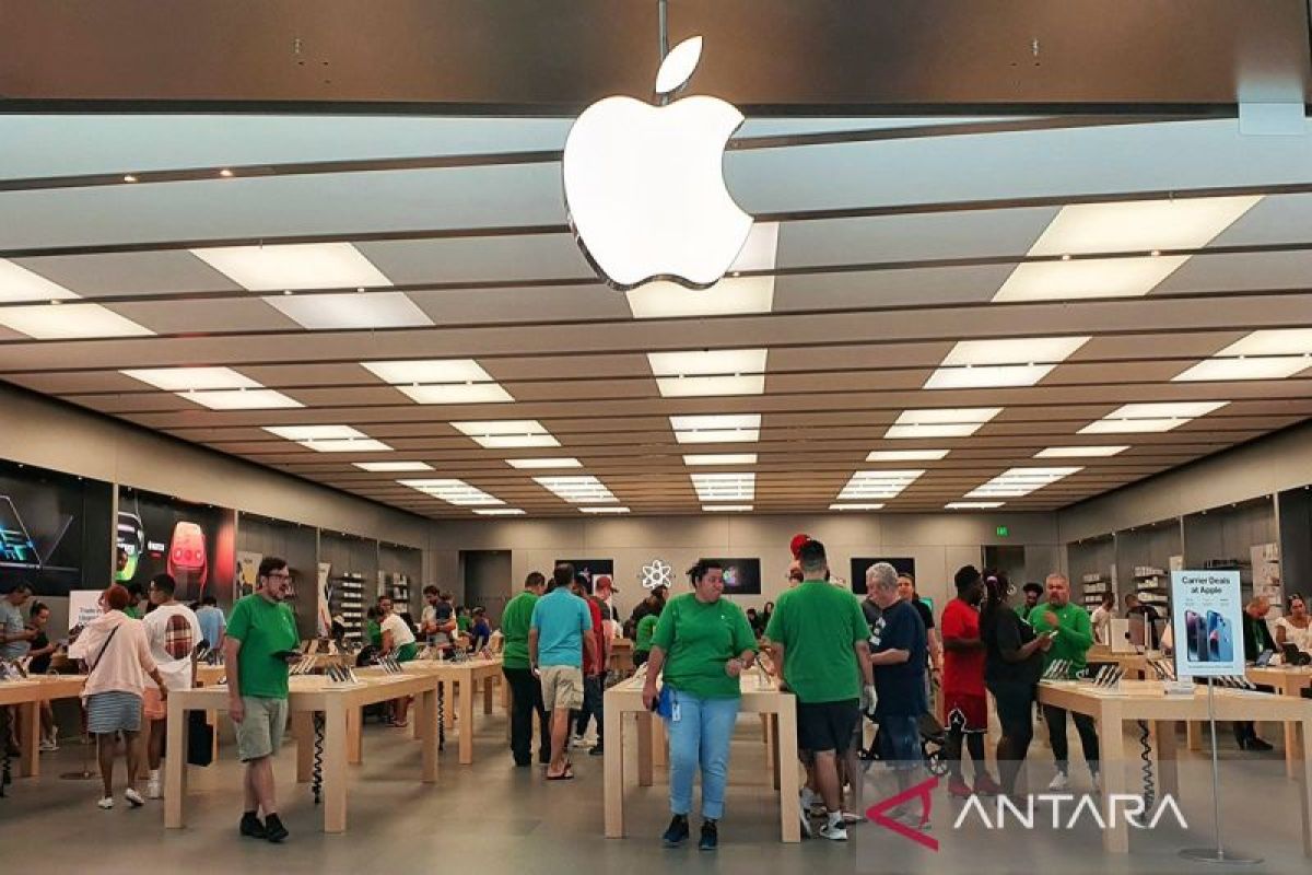 Important Visit: Pemimpin pengembangan Apple Vision Pro Paul Meade pindah ke OpenAI