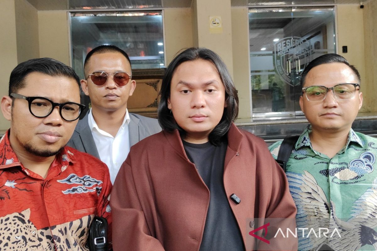 Solving Problems: Keanu penuhi panggilan Polda Metro, beri keterangan kasus Hanania