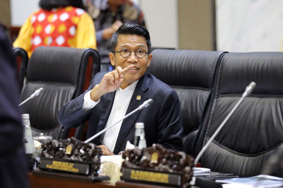 Latest Program: Golkar ajak elit parpol jaga stabilitas dan konsisten bersikap