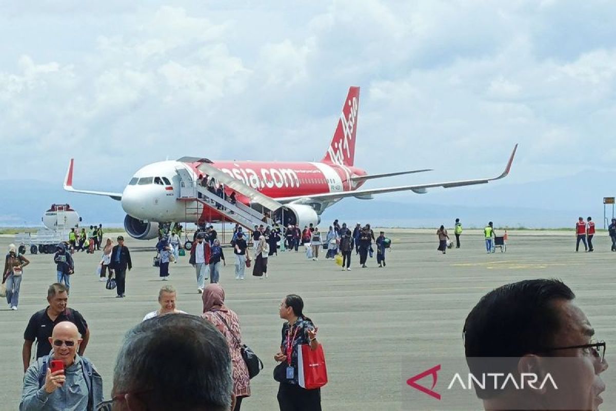Key Strategy: AirAsia turunkan tarif tiket bertahap seiring penurunan harga avtur