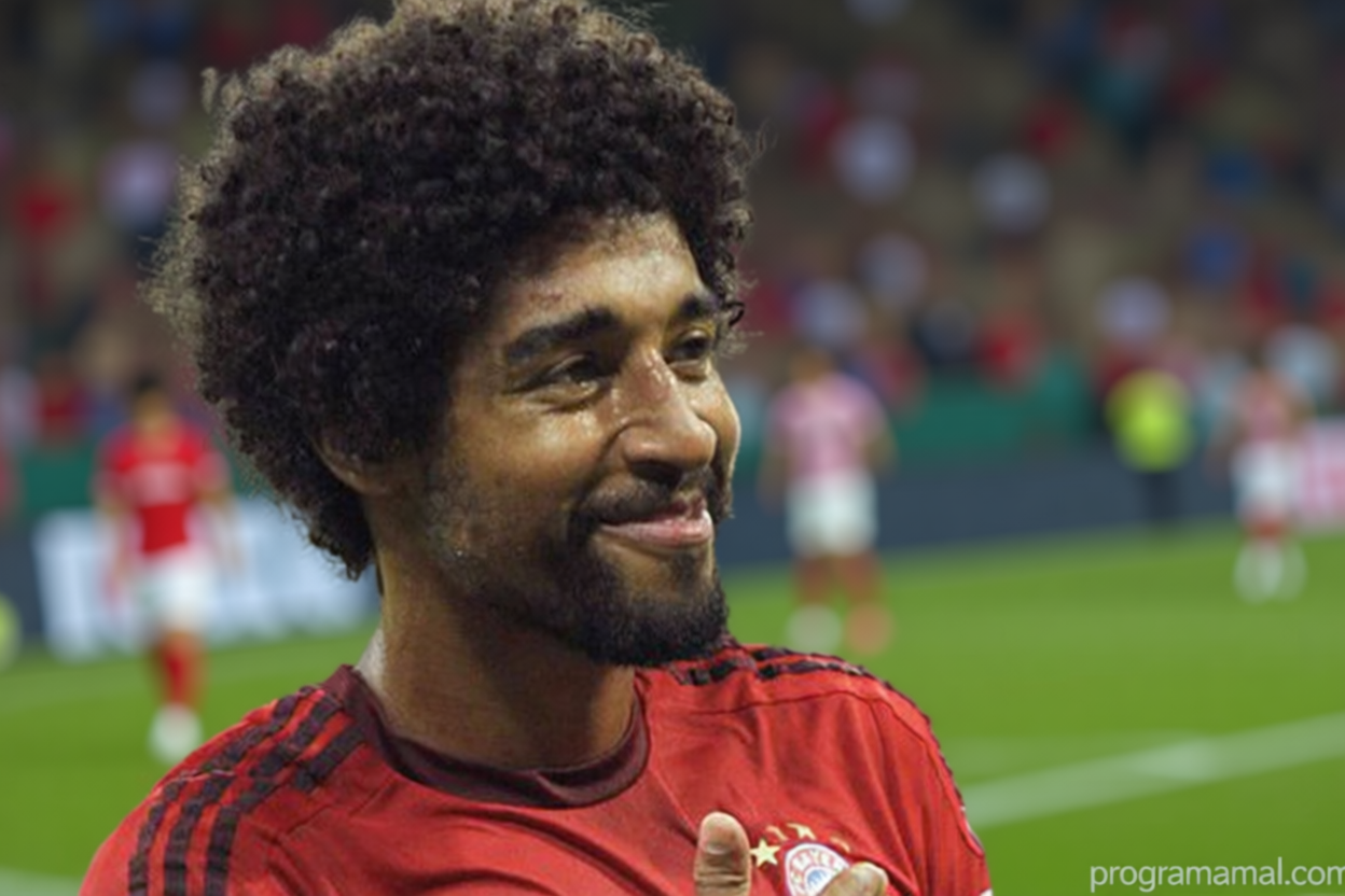 Dante ditunjuk sebagai pelatih kepala tim akademi Bayern Muenchen