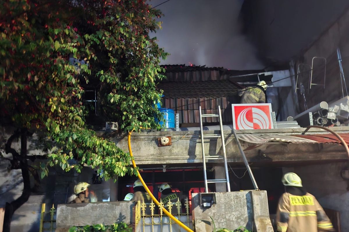 Gulkarmat taksir kerugian kebakaran rumah di Pademangan Rp1 miliar
