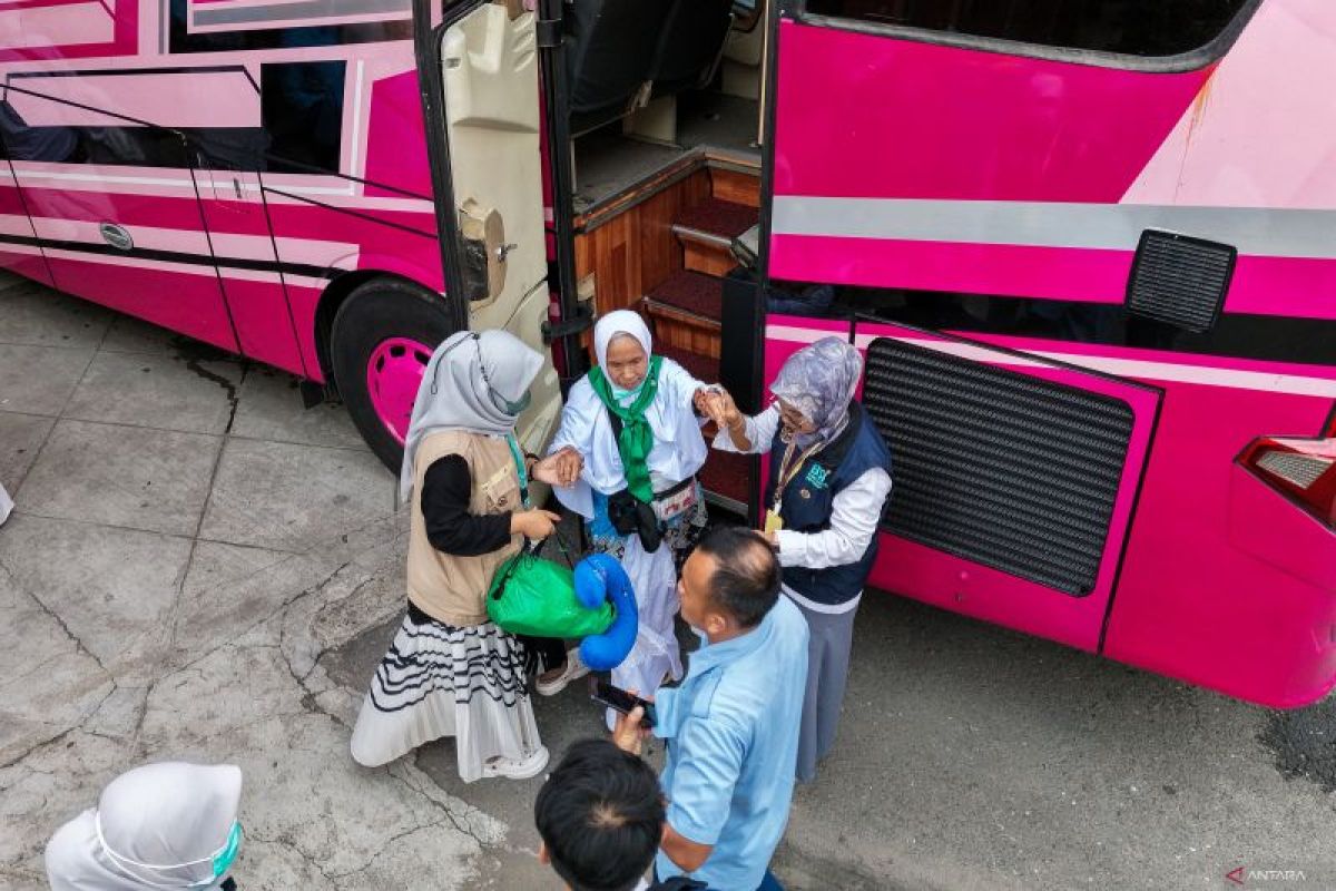 New Policy: Jamaah Sumbar umrah gunakan pesawat penjemput haji di Madinah