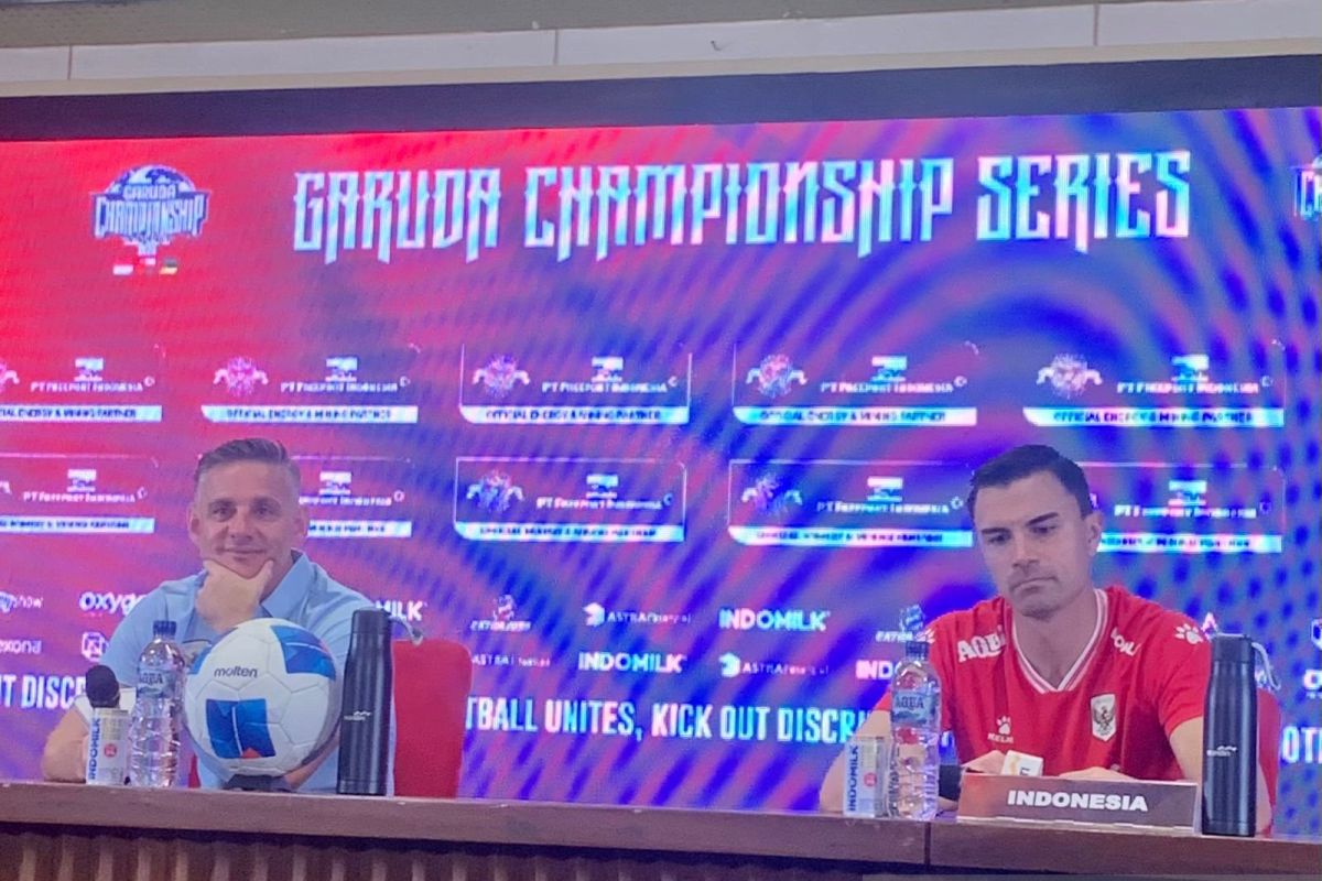 John Herdman bangga Baker jadi debutan termuda timnas