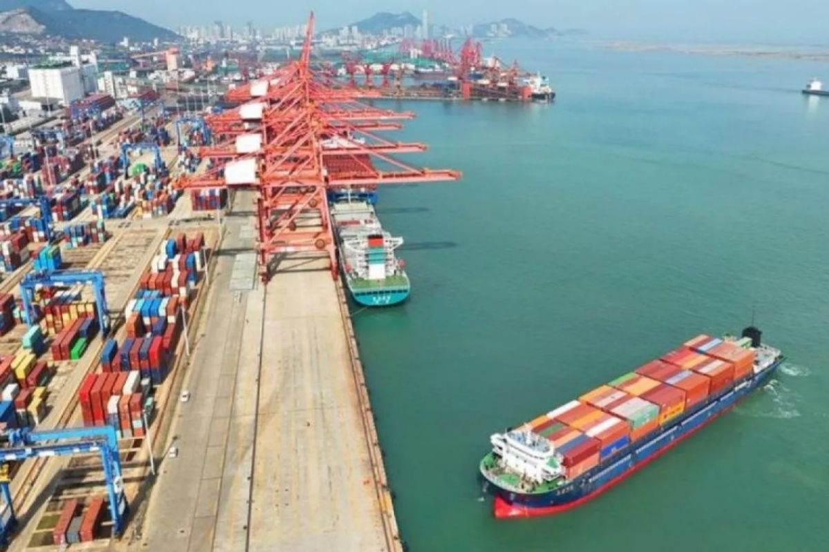 Solution For: Indeks ekonomi maritim China naik 2,2 persen pada 2025