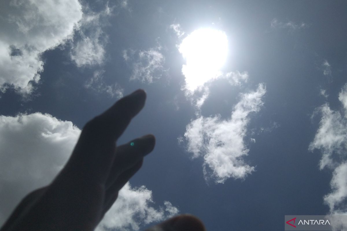 Suhu udara di Inggris capai 36,9 derajat celcius – lampaui rekor 1976