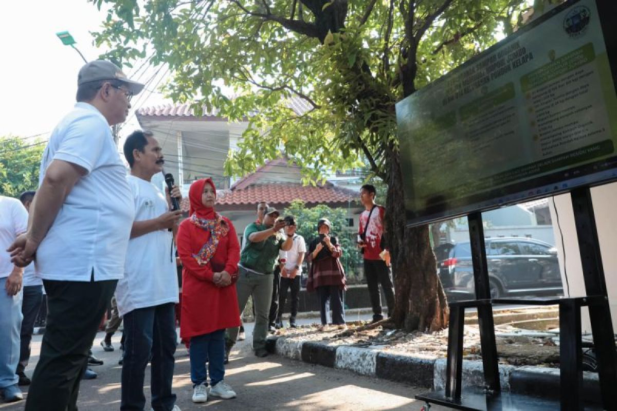 Kelola sampah pakai biopori jumbo – warga Pondok Kelapa dipuji Gubernur DKI