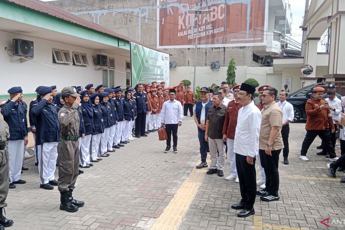 Latest Program: Mensos: Tidak boleh ada titipan dalam penentuan siswa sekolah rakyat
