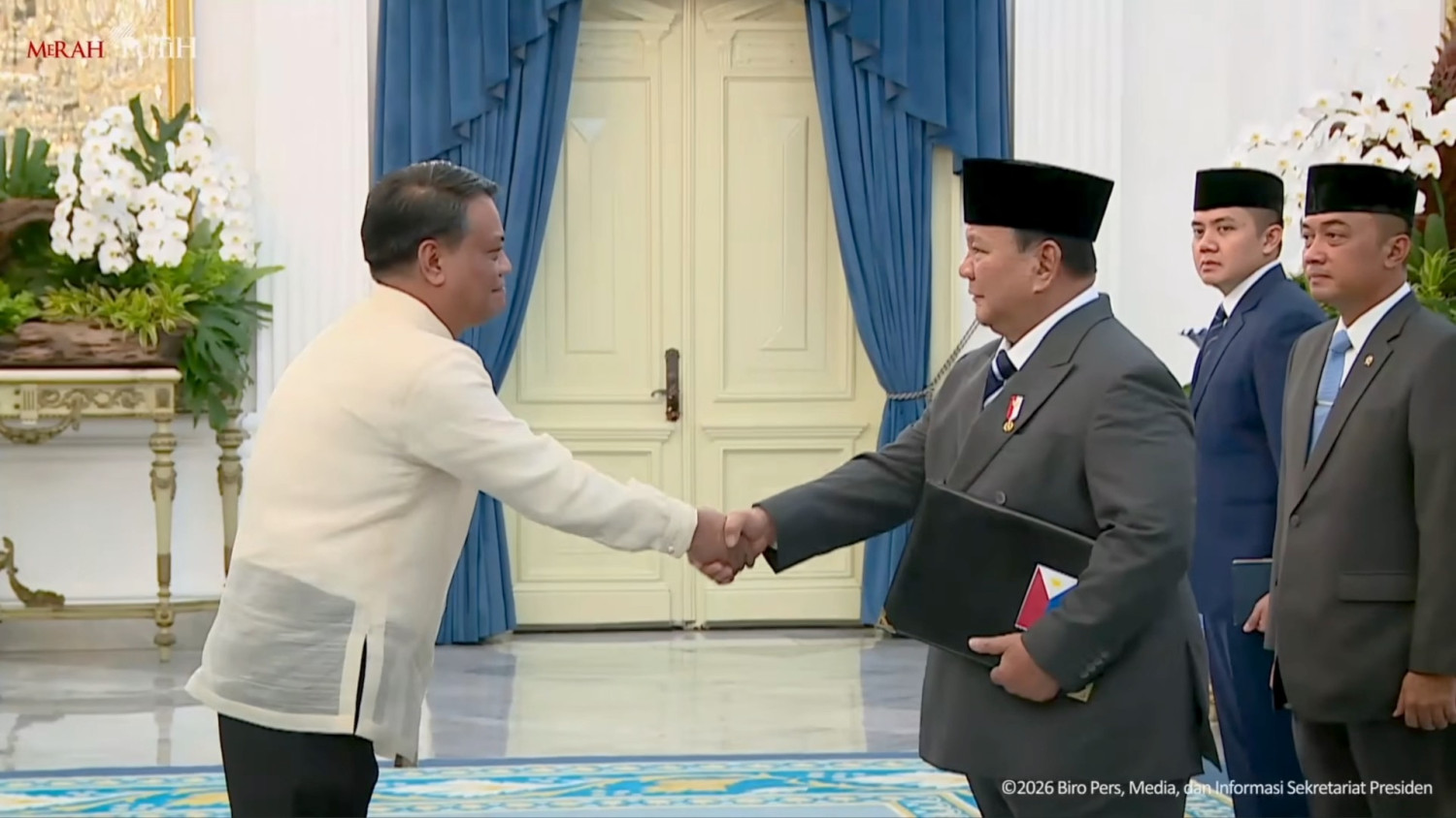 Meeting Results: Prabowo terima surat kepercayaan dari 8 dubes negara sahabat