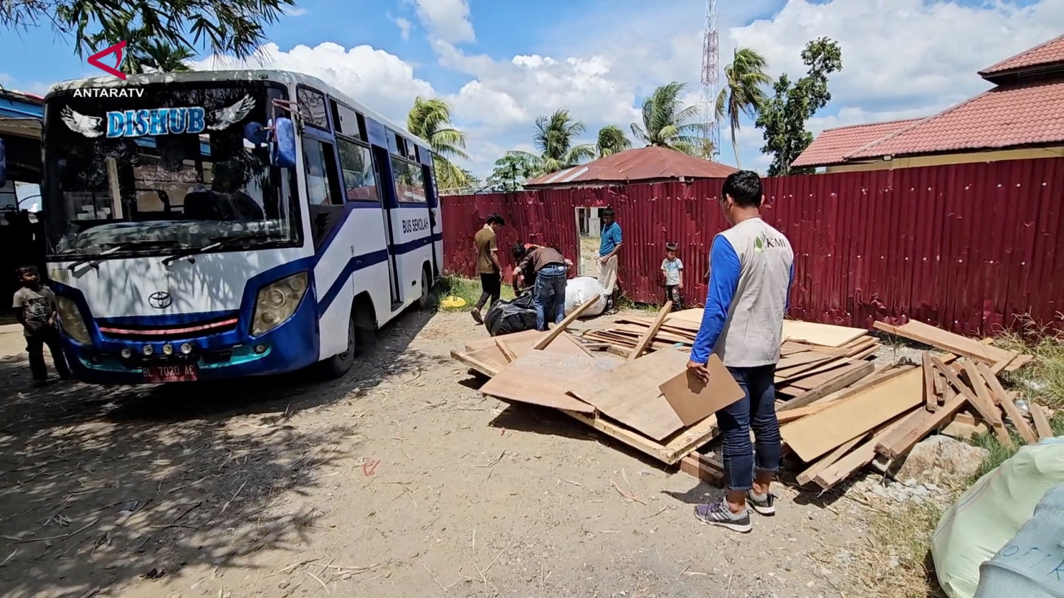 28 imigran Rohingya Lhokseumawe direlokasi ke tempat baru yang layak
