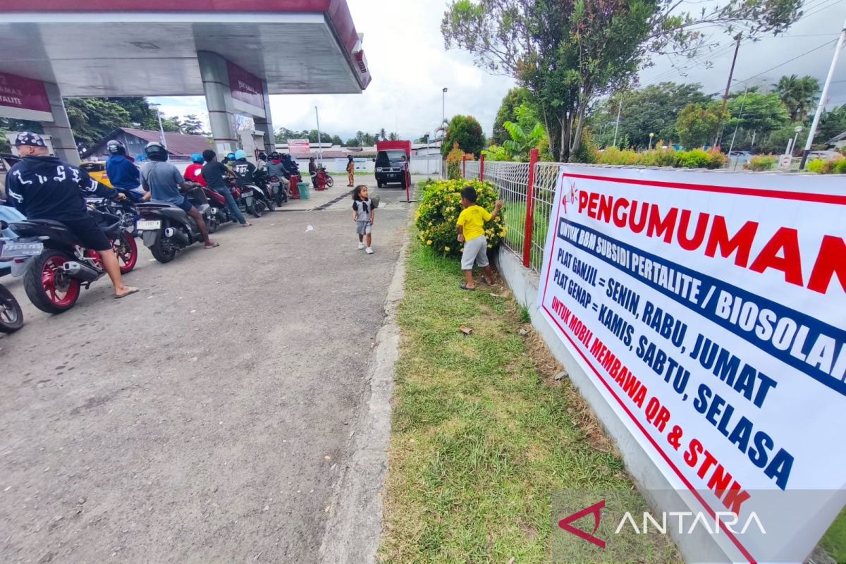 Key Strategy: Pemkab Nabire lanjutkan aturan ganjil-genap pengisian BBM subsidi