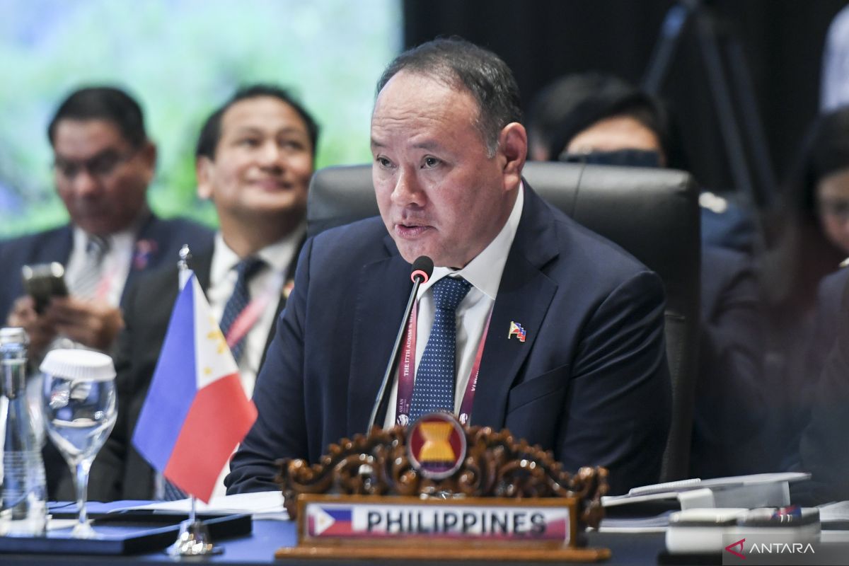 Latest Update: Filipina: Larangan China terhadap menhan perumit hubungan bilateral