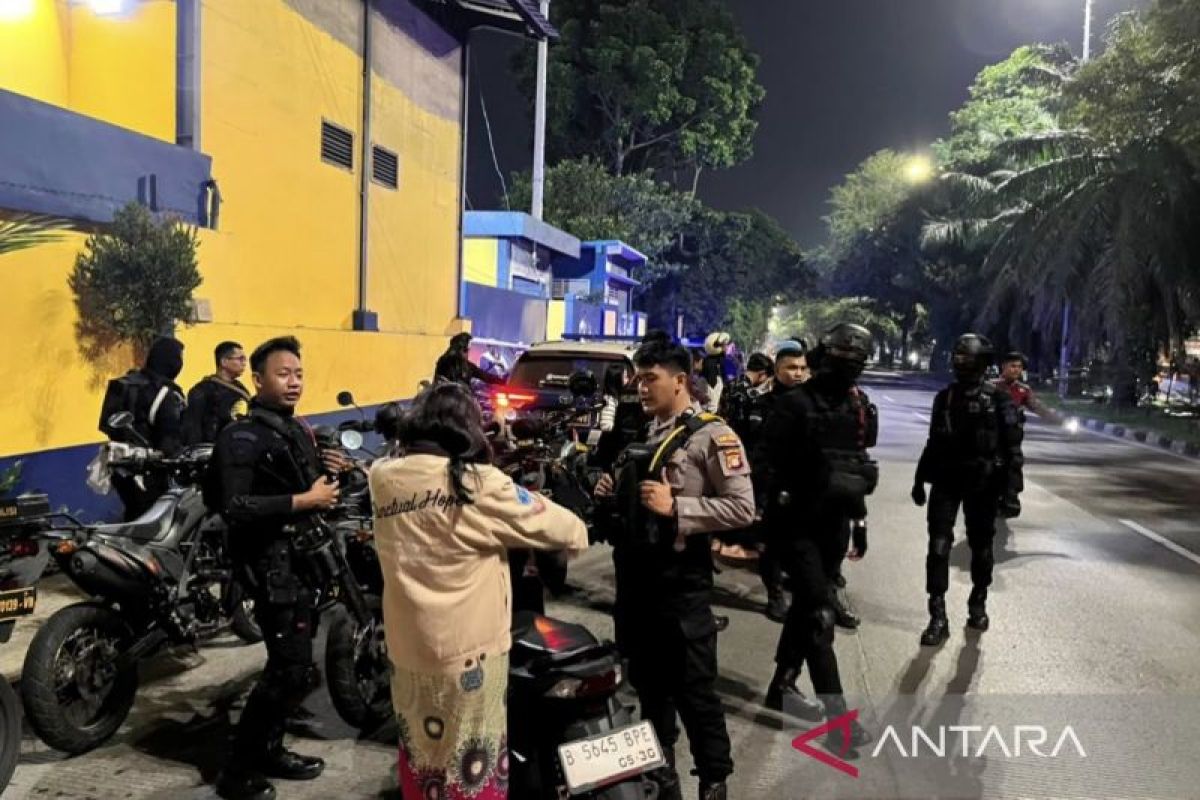Historic Moment: Polisi tangkap empat remaja yang hendak tawuran di Cengkareng