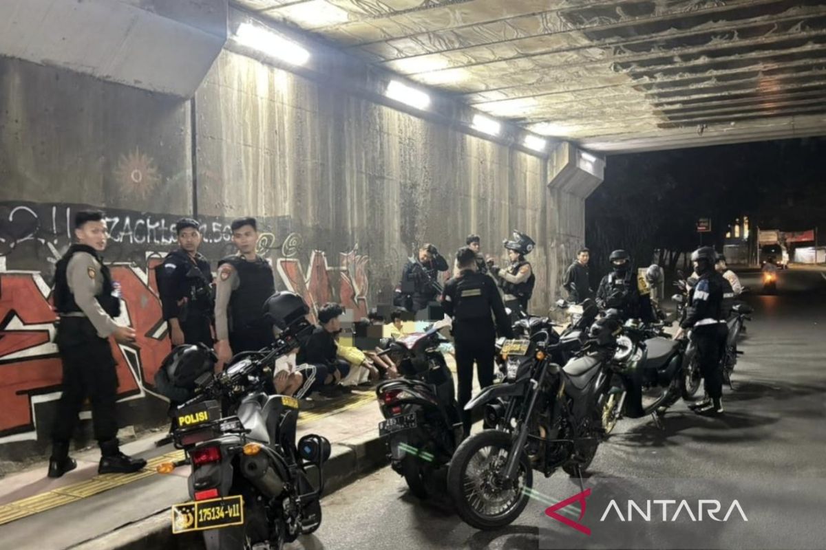 Visit Agenda: Polda Metro Jaya amankan konvoi pemuda tanpa surat kendaraan di Jaktim