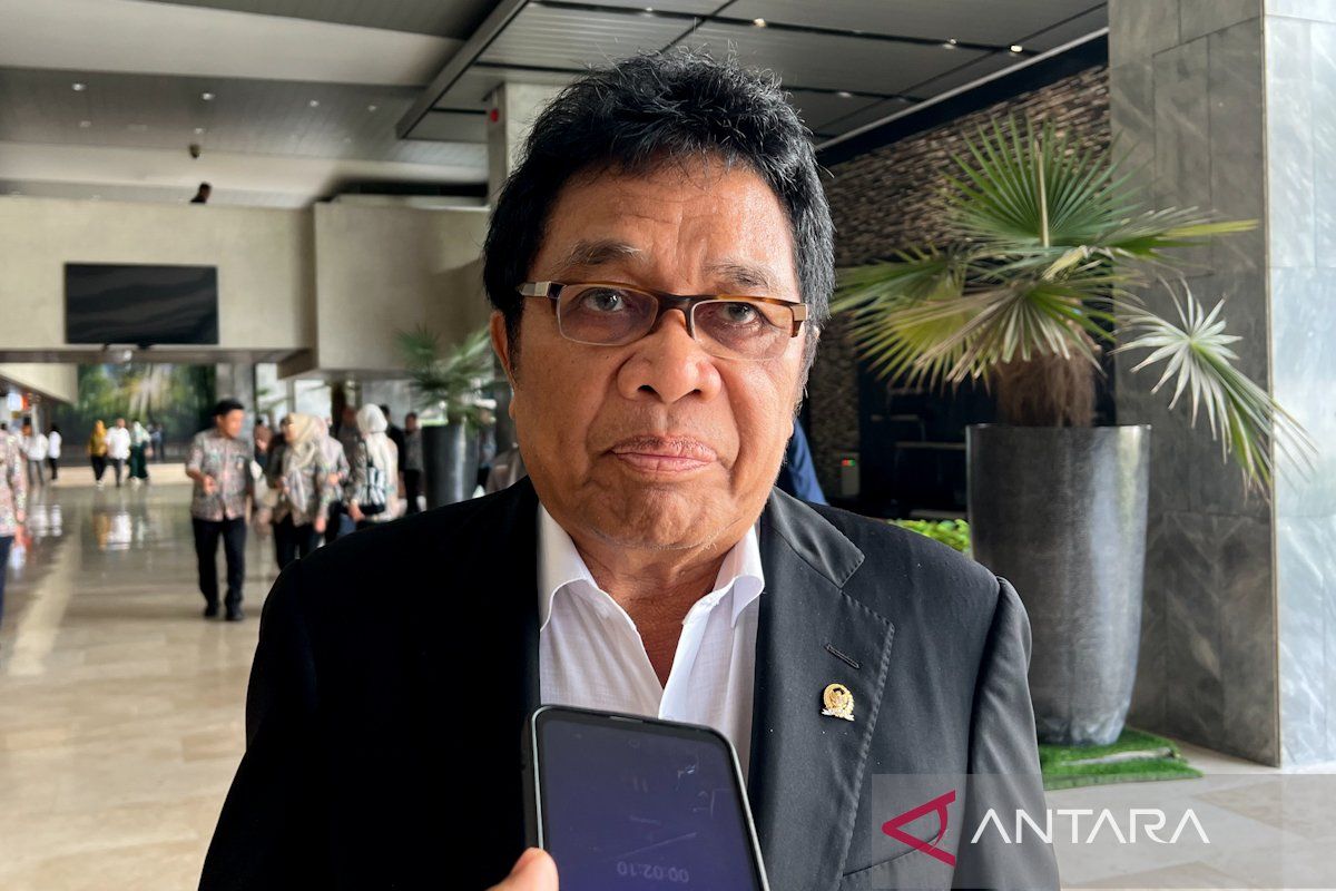Topics Covered: Legislator dorong jaringan perkeretaapian nasional masuk di Sultra