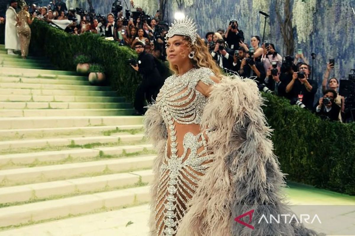 Solution For: Beyonce kembali dengan lagu baru rilis pertama dalam dua tahun