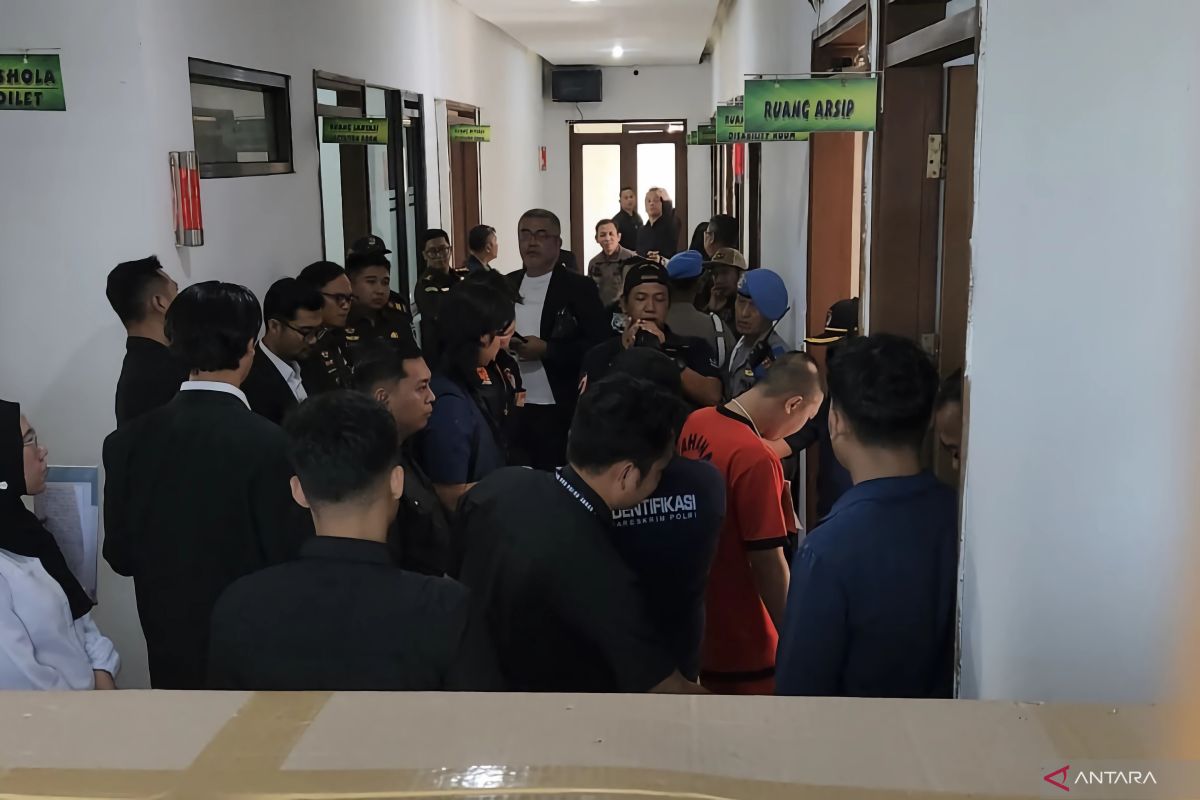 Polda Jabar gelar rekonstruksi kasus penyekapan wanita di Bandung