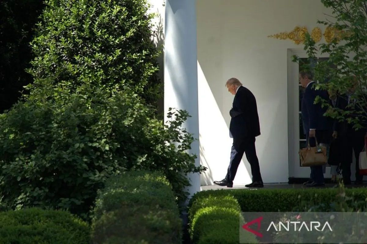 Important Visit: Trump: Dialog AS-Iran ditunda hingga pemakaman Khamenei