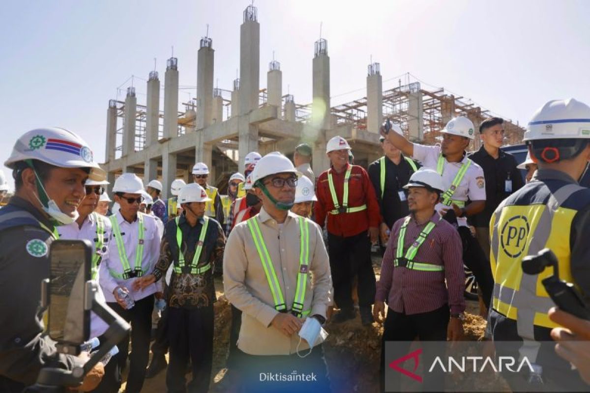 Kemdiktisaintek targetkan SMA Garuda di Sultra beroperasi Juli 2026