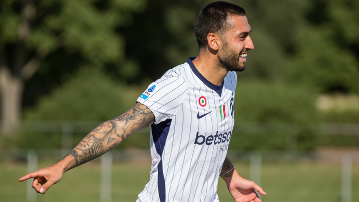 Gol cepat Hakan Calhanoglu bawa Inter Milan menang 1-0 atas Cagliari