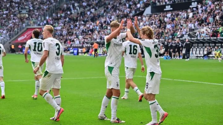 Moenchengladbach kalah 3-4 lawan Mainz, Kevin Diks gagal penalti