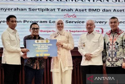 DPR RI serahkan Rp400 miliar program LSDP pengelolaan sampah di Kalsel