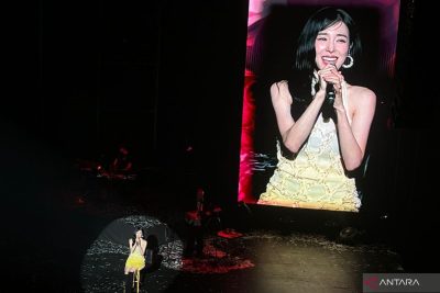 Tiffany Young terkesan dengan antusiasme penonton konsernya di Jakarta