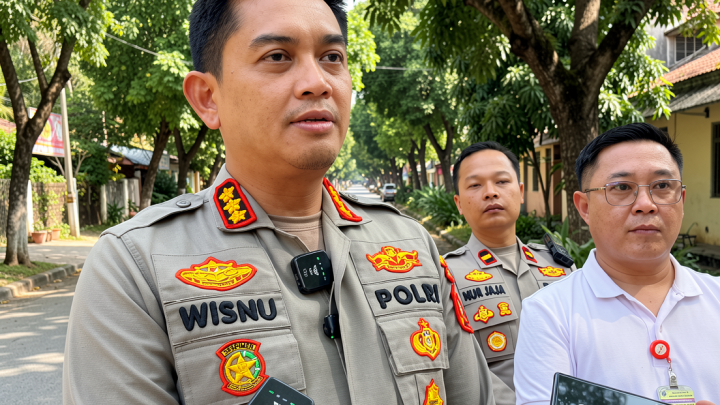 523 personel Polri diterjunkan mitigasi erupsi Anak Krakatau di Soetta